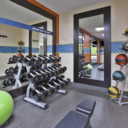 Hampton Inn Commerce/Novi Dış mekan fotoğraf