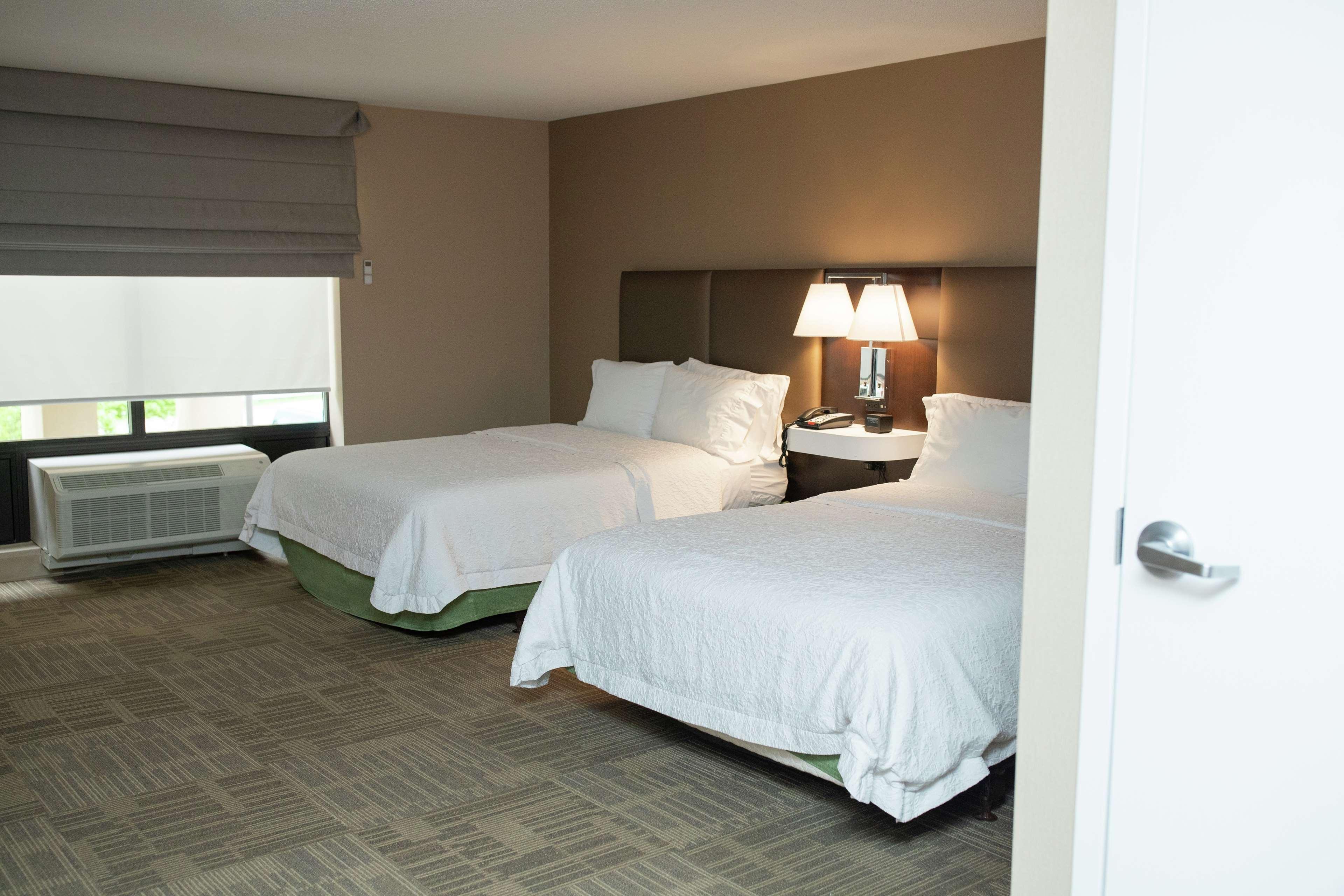 Hampton Inn Commerce/Novi Dış mekan fotoğraf