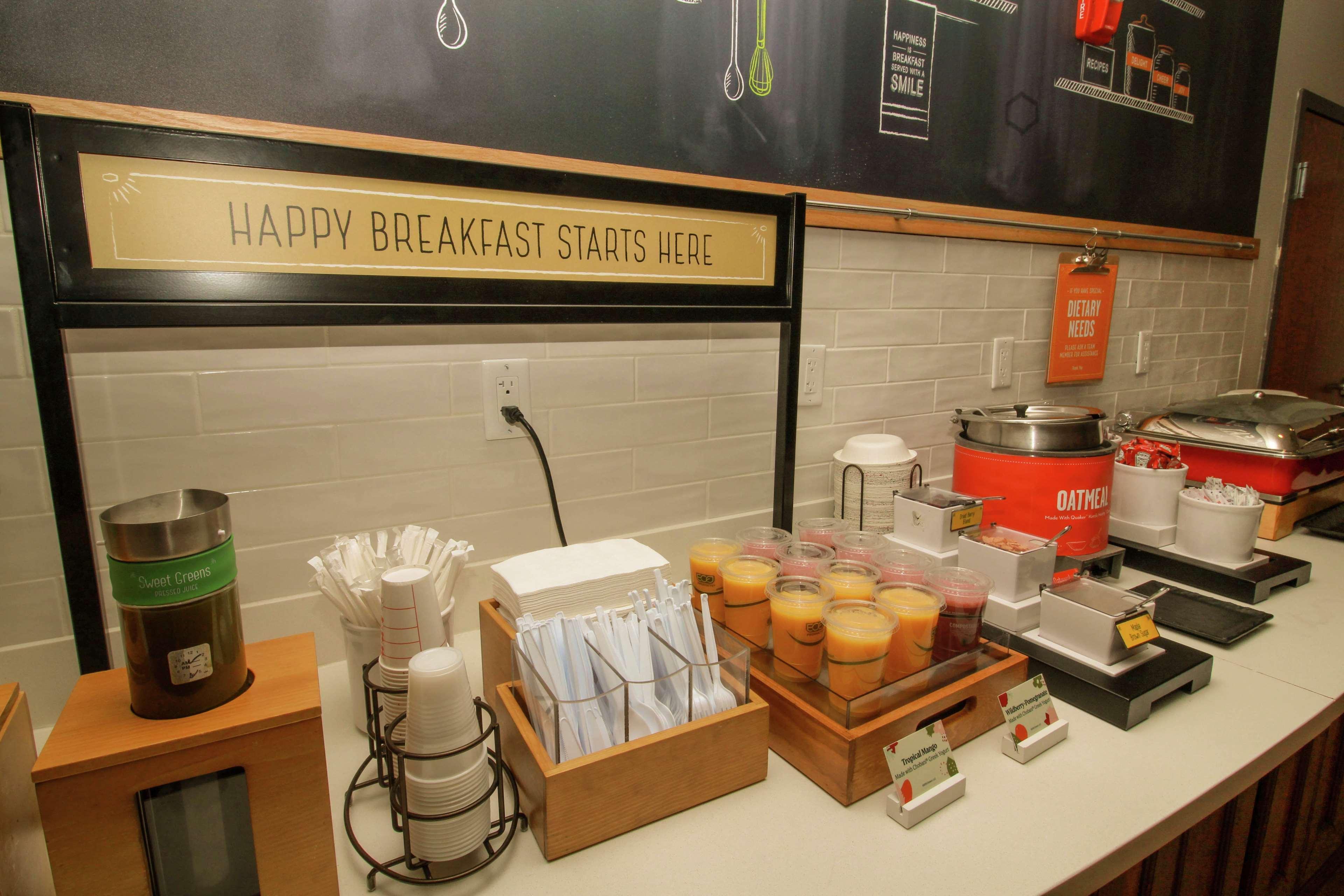 Hampton Inn Commerce/Novi Dış mekan fotoğraf