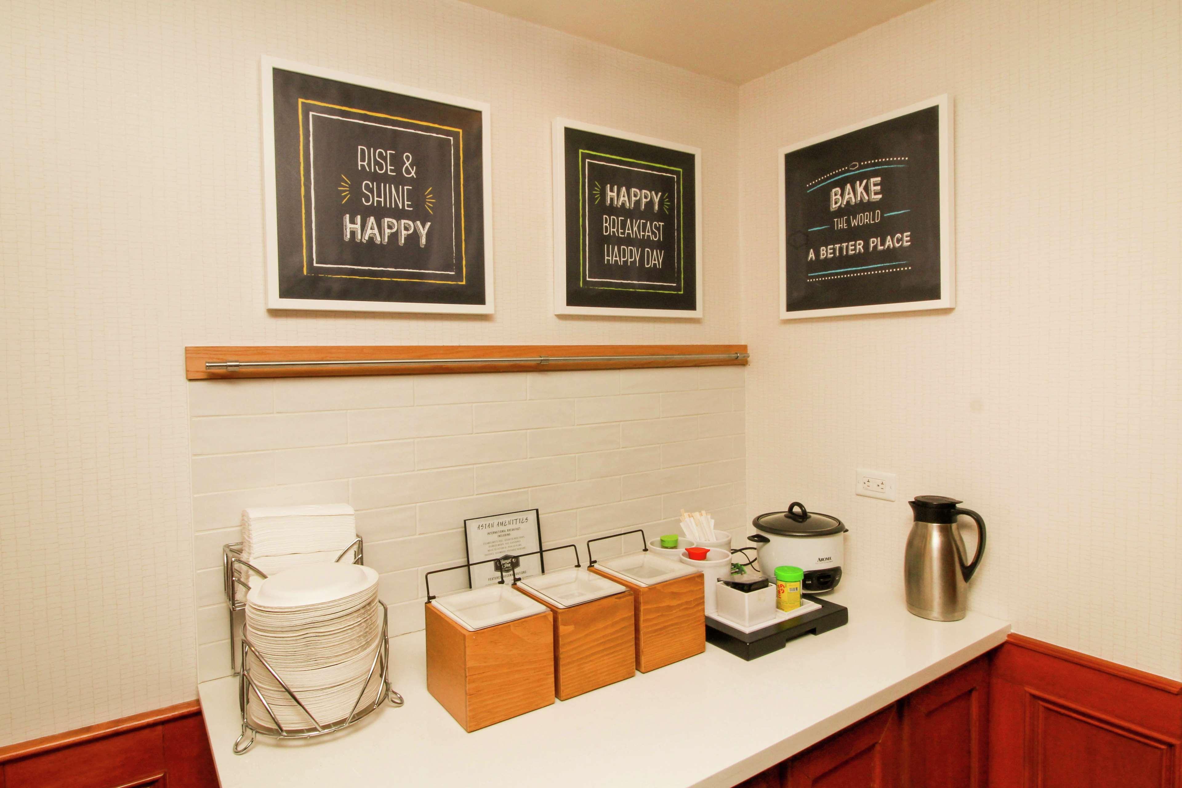 Hampton Inn Commerce/Novi Dış mekan fotoğraf